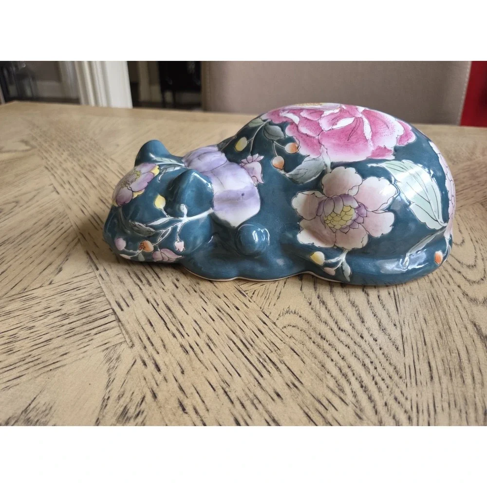 Vintage Hand painted Chinoiserie ceramic sleeping cat figurine with floral motif
